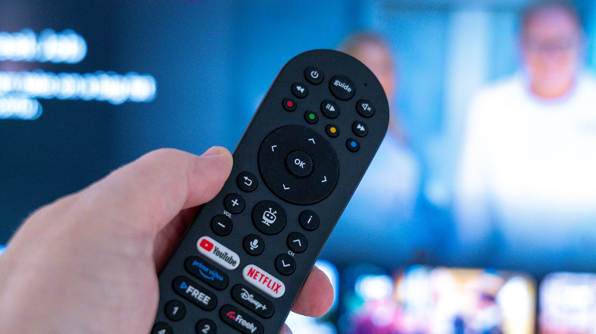 Manhattan Aero 4K TV Streamer with Freely box &amp;ndash; review images for T3