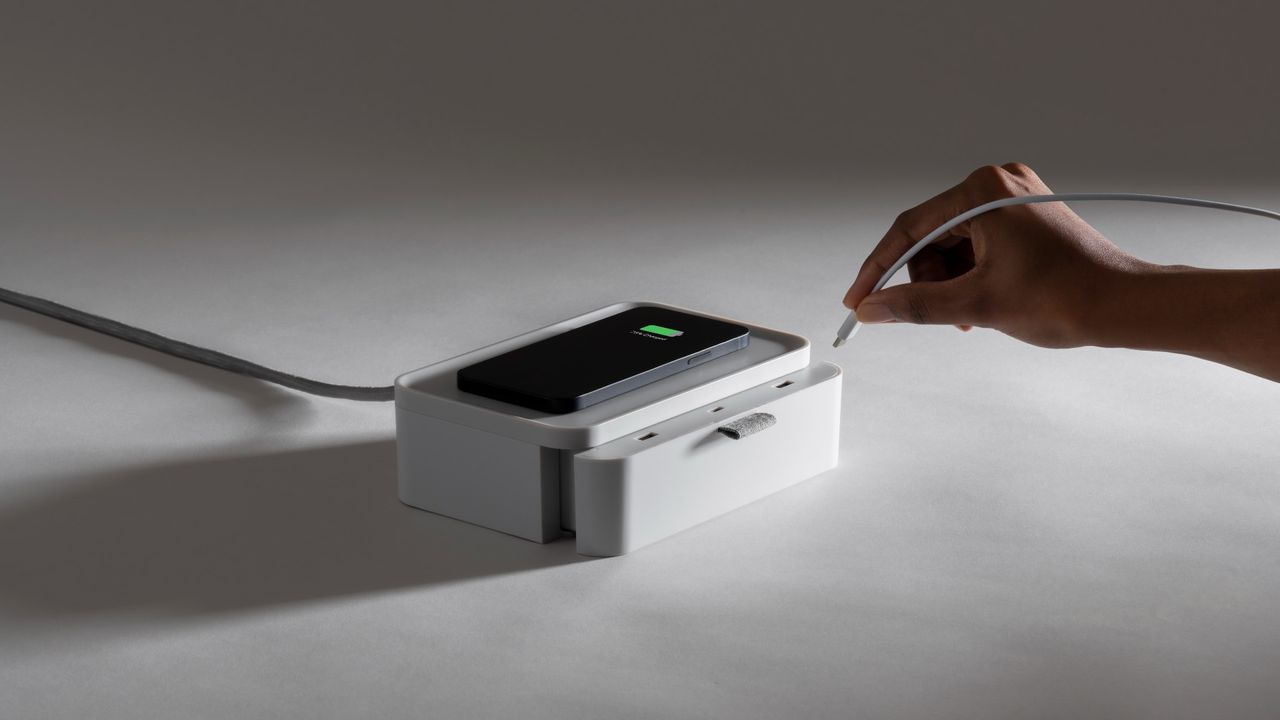 Vitra Ampi, one of Wallpaper* magazine&#039;s pick of wireless chargers