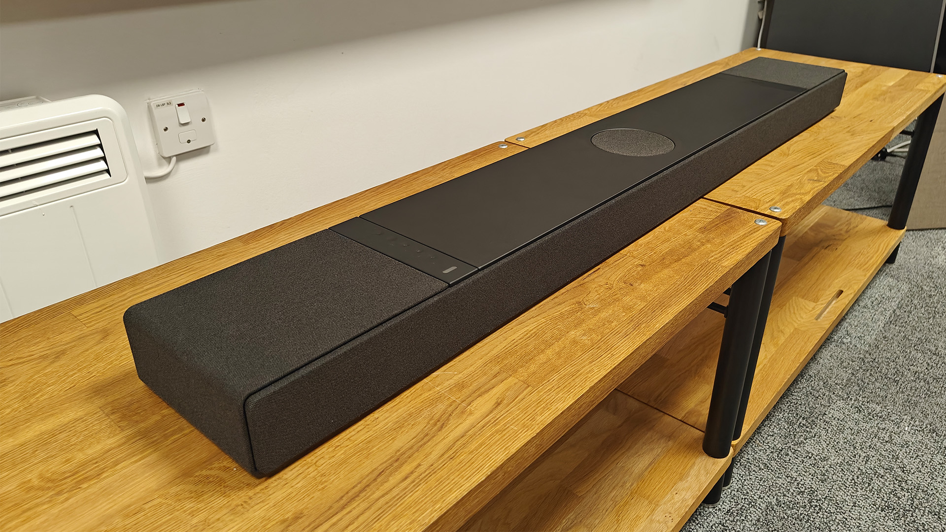 KEF XIO soundbar