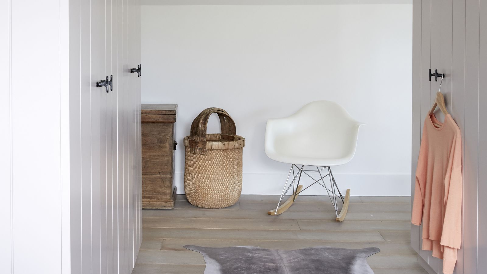 10 small bedroom organization ideas for a clutter-free space | Livingetc