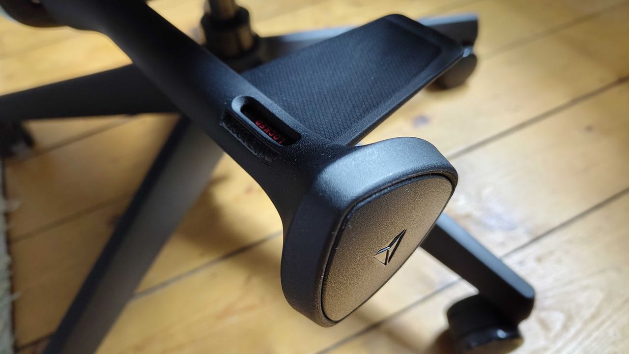 The Secretlab Atlas in a home office