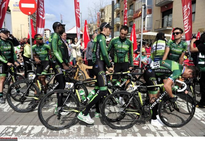 Thomas Voeckler checks his fork