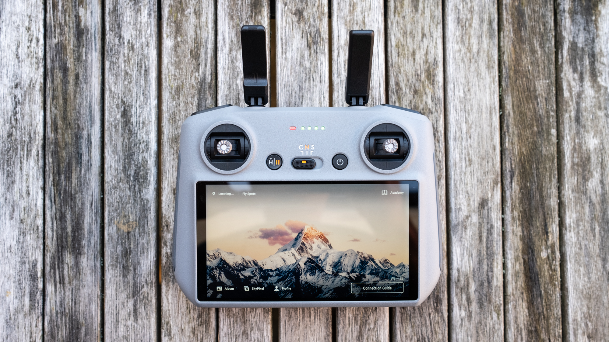 DJI Mini 4 Pro DJI RC 2 smart controller