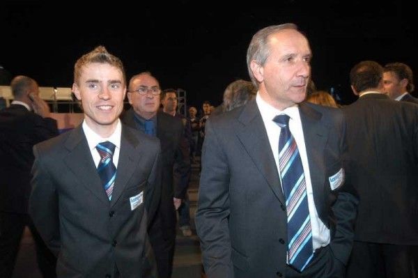 Damiano Cunego and Saeco's head sports manager Giuseppe Martinelli
