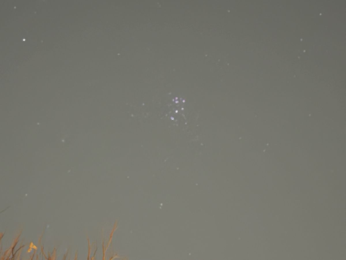 Apple iPhone 16 Pro Max astrophotography.