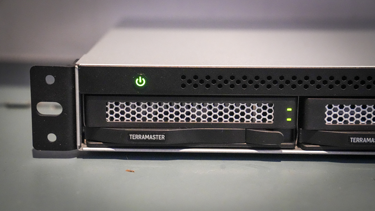 TerraMaster D4-320U review