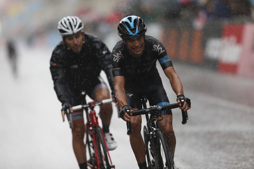 Richie Porte endures the rain.