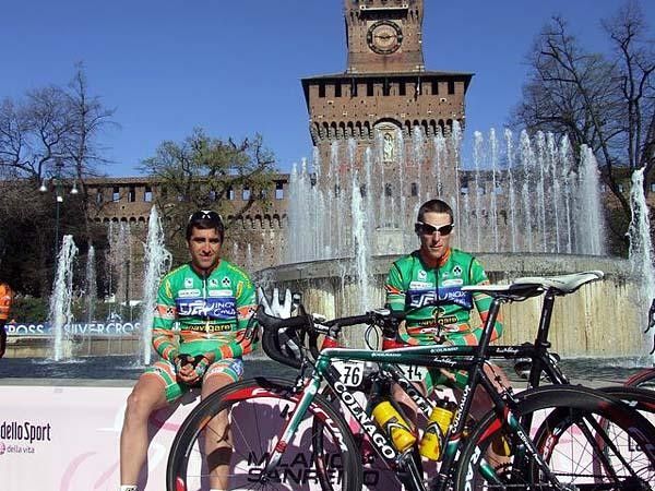 Ariel Maximiliano Richeze (l) and team-mate Tiziano dall'Antonia before the start.
