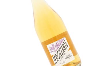 bottle of Zerozzante with yellowish liquid inside