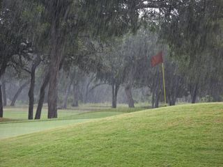 Golf bad weather