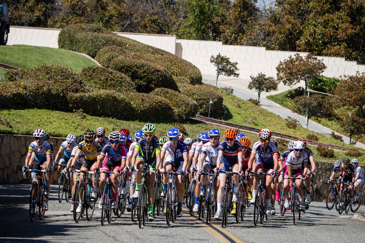 The womens field hits the KOM all together.