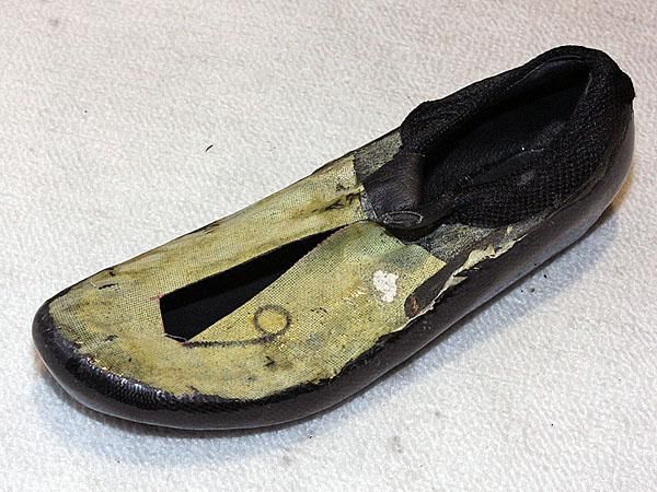 The carbon fibre bathtub chassis is the heart of Bont's customisable cycling shoes.