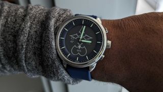 Glow-in-the-dark hands on the Fossil Gen 6 Hybrid Wellness Edition