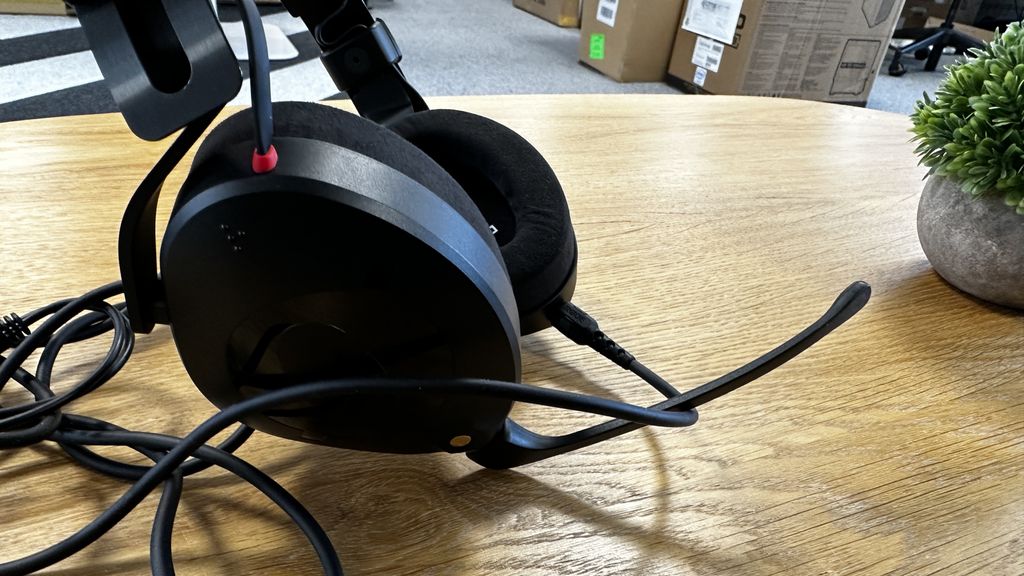 Rode NTH100M review An excellent gaming headset with limited use