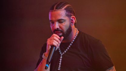 Rapper Drake performs onstage during "Lil Baby & Friends Birthday Celebration Concert" at State Farm Arena on December 9, 2022