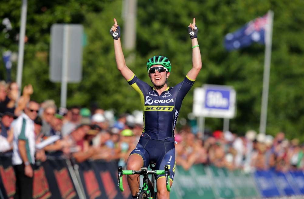 Jessica Allen (Orica-Scott) wins the Australian criterium title