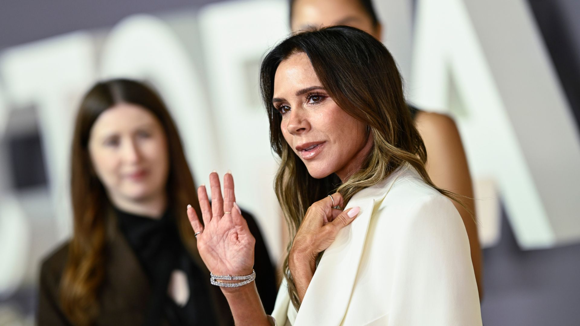picture of Victoria Beckham on carpet for her Netflix doc Victoria