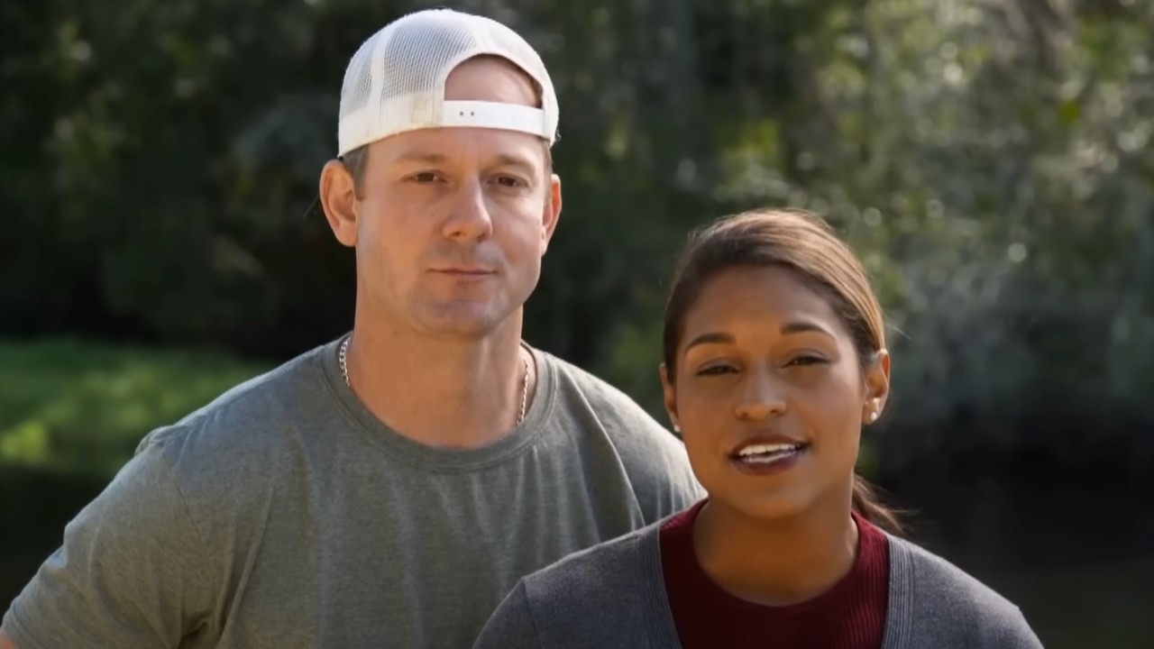 Brian and Mika Kleinschmidt talking to the camera on 100 Day Dream Home.