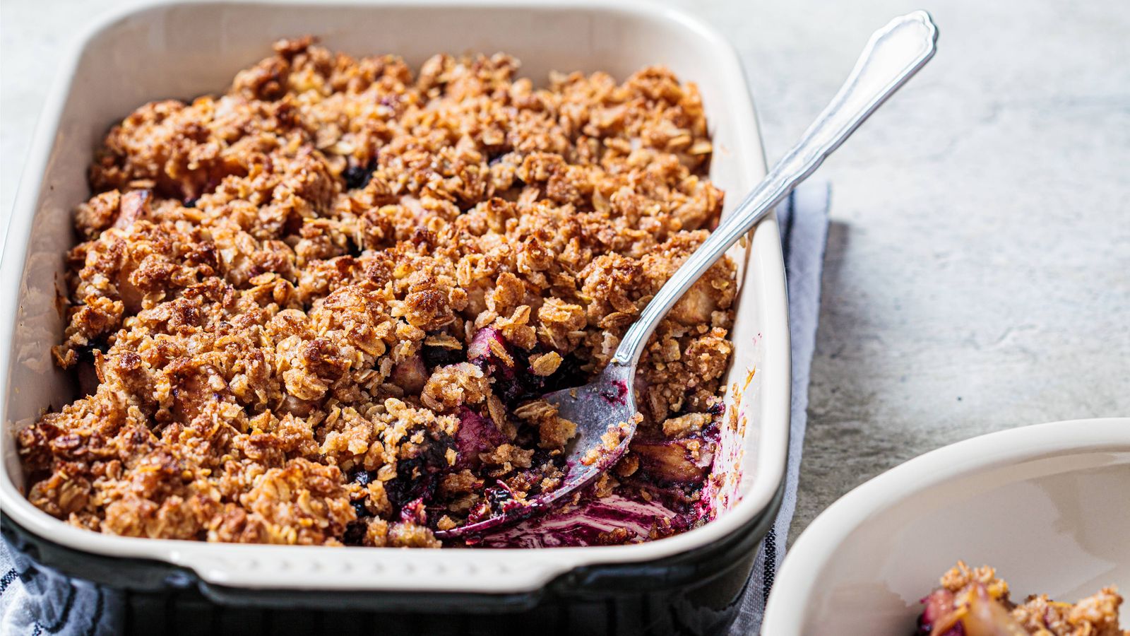 Hairy Bikers apple and blackberry crumble | British Recipes | GoodtoKnow