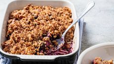 hairy bikers apple and blackberry crumble