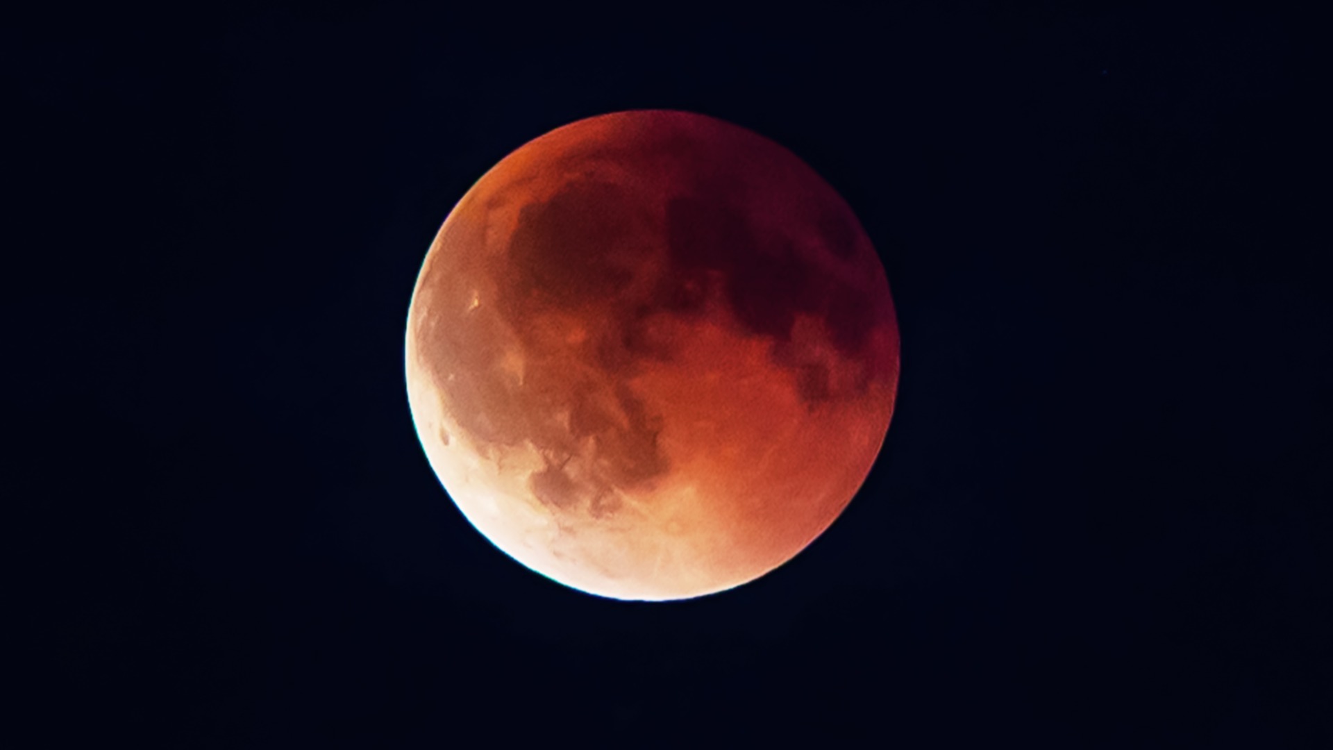 Blood Moon lunar eclipse