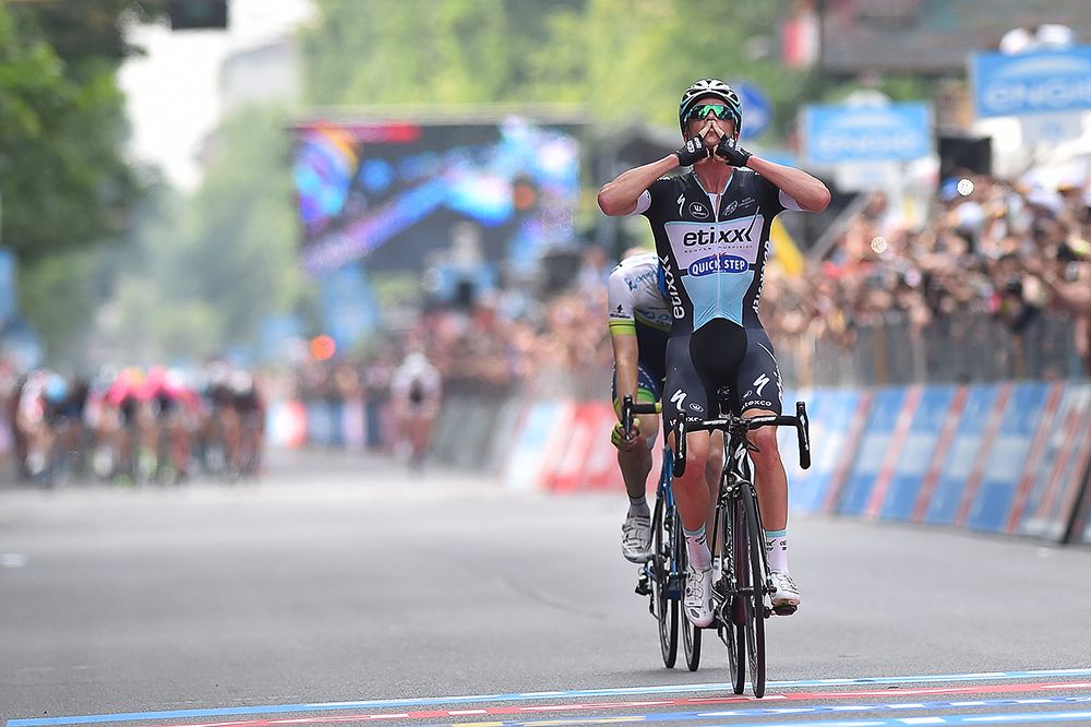 Iljo Keisse salutes his win at the final stage of the 2015 Giro d'Italia.
