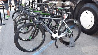 Mark Cavendish's Cervelo S5 Tour de France race with the chain off bike