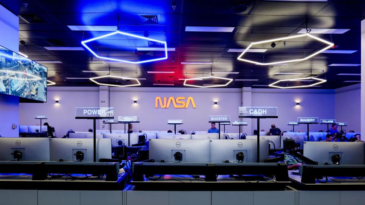 NASA debuts new Orion mission control room for Artemis 2 astronaut flight around the moon (photos)