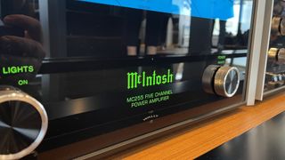McIntosh MC255 power amplifier