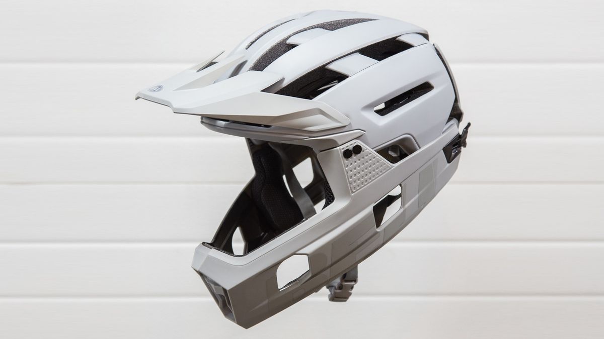 Super Air R is Bell's new detachable chin-bar helmet | BikePerfect