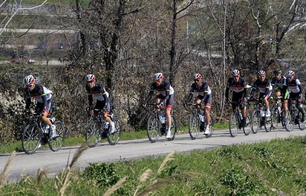 RadioShack-Nissan riders at the head of the peloton.