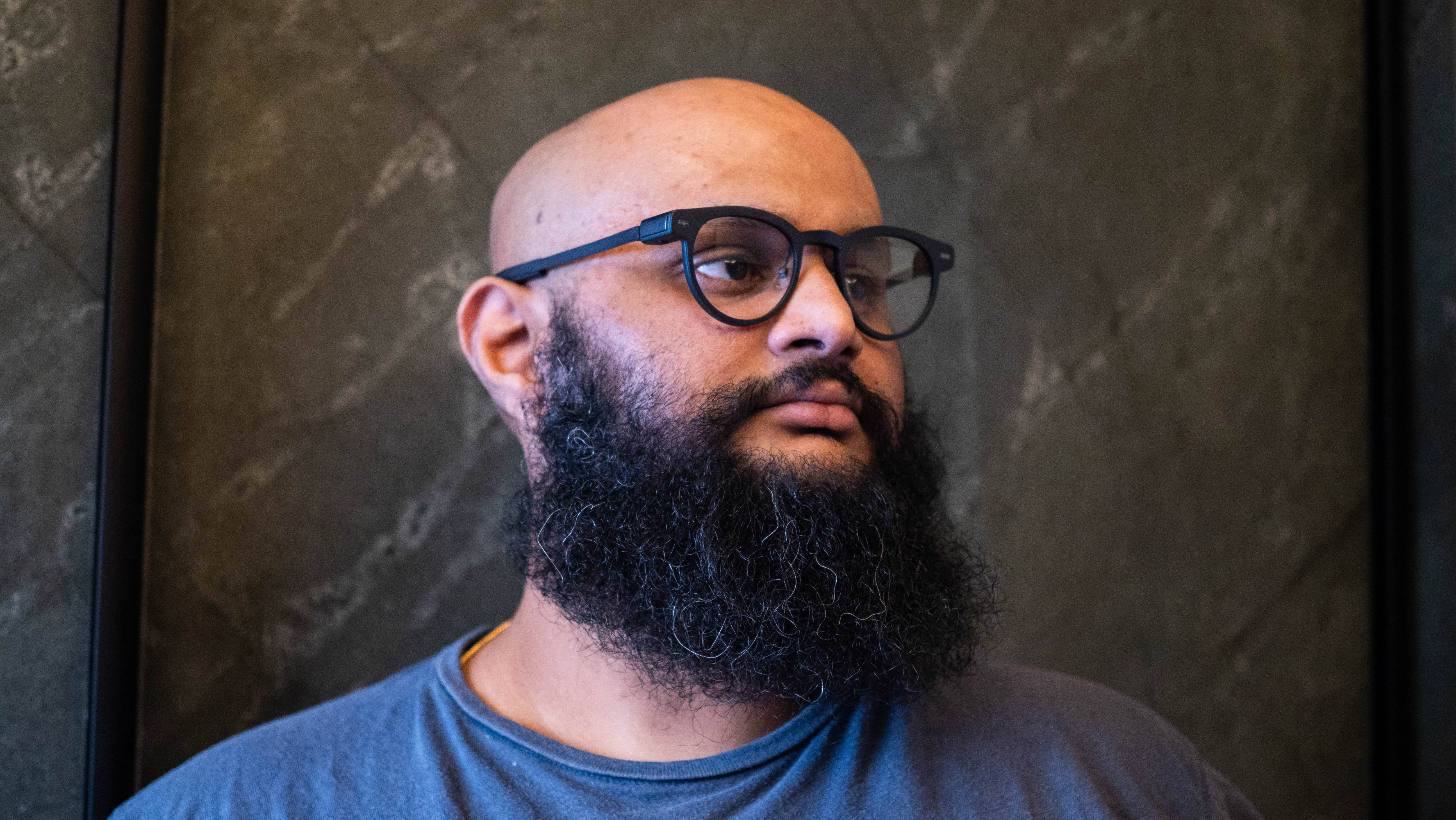 Harish wearing MemoMind One camera-free smart glasses