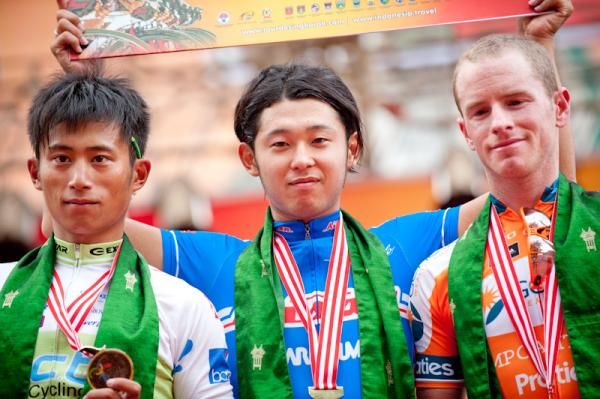 Top three riders, (L to R) Feng Chun Kai (Acton Cycling Team), Ito Masakazu (Aisan Racing), Jai Crawford (Genesys Wealth Advisers)