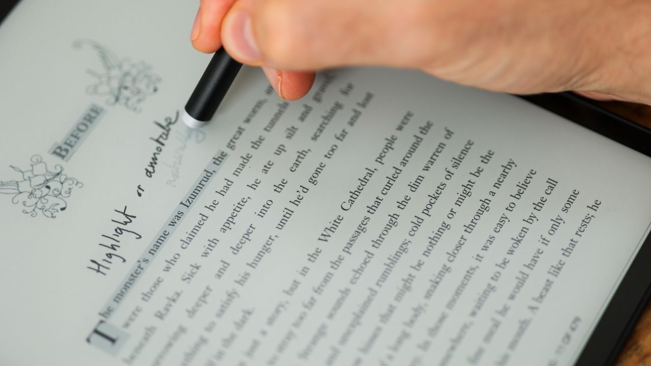A photo of the Kobo Elipsa 2E's in-book annotation