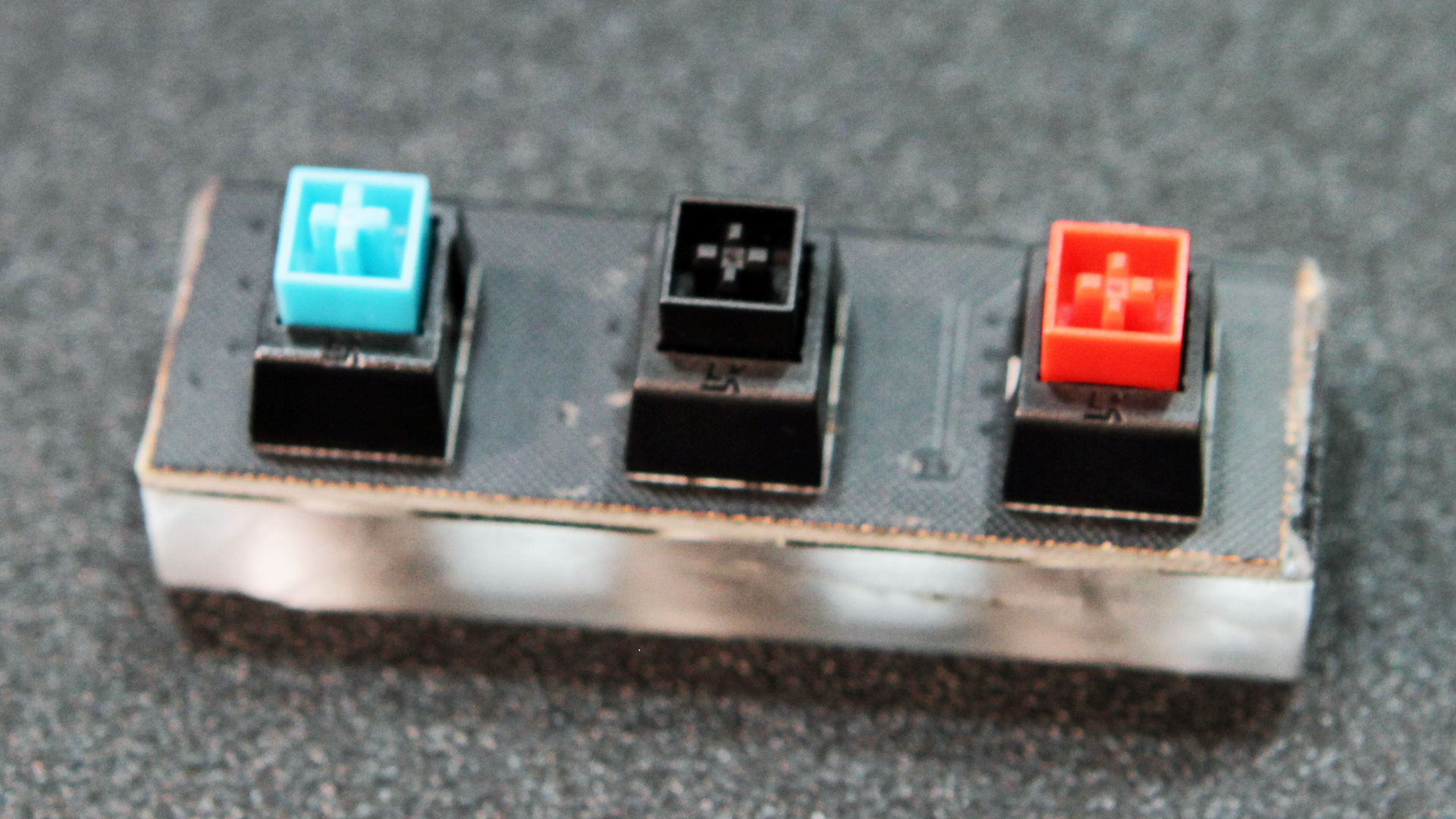 what-are-optical-keyboard-switches-and-how-do-they-work-tom-s-hardware