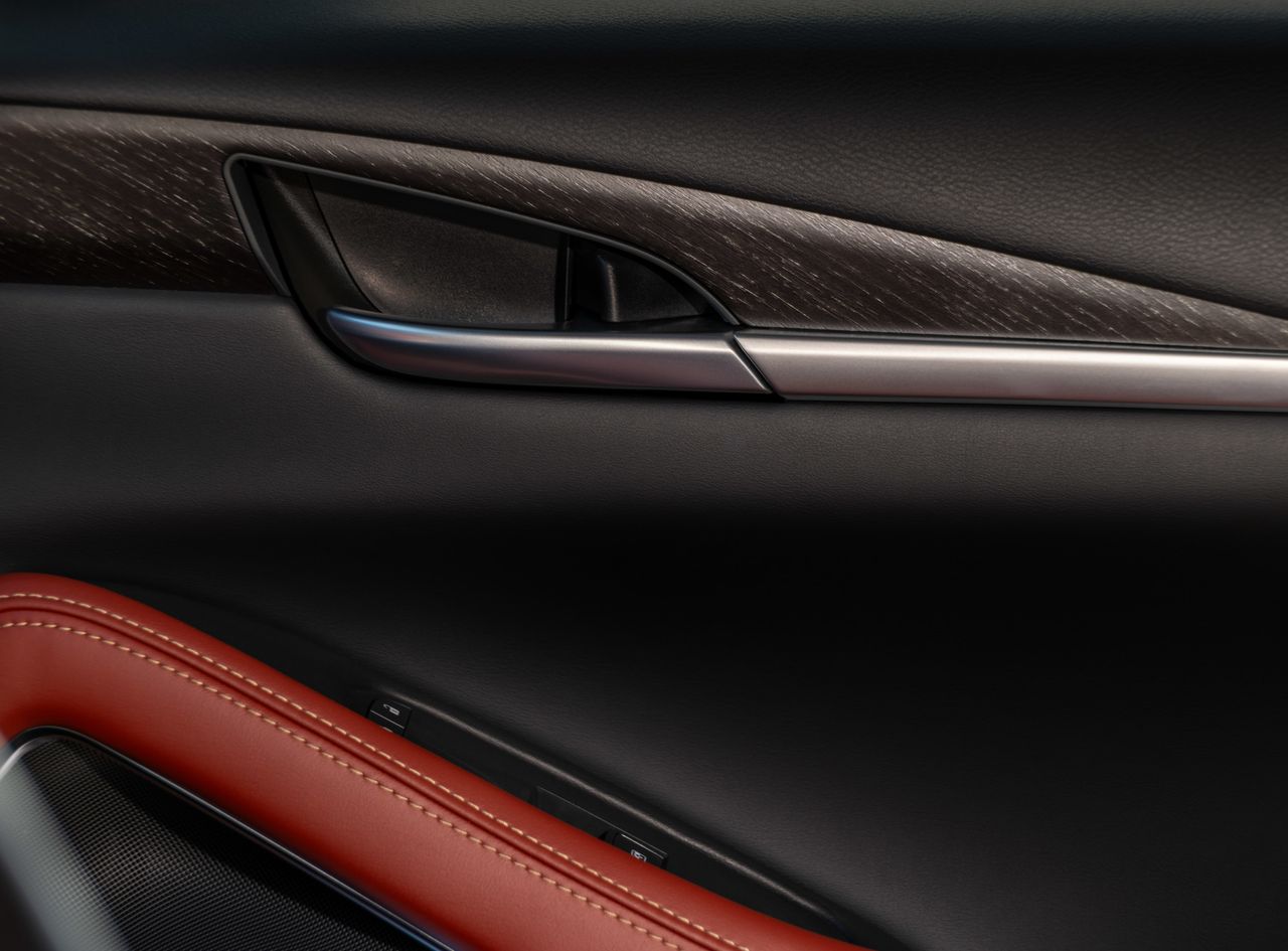Infiniti QX65 interior design details