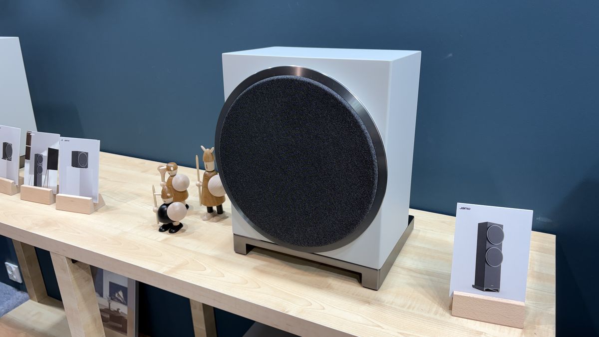 Jamo Concert Element 50 speakers