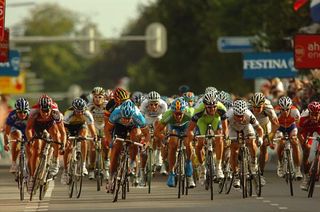 Gerald Ciolek (Milram) wins Vuelta a España stage two over Fabio Sabatini (Liquigas), l-r.