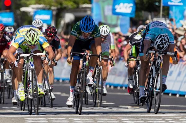 Today's finish was very close between race leader Peter Sagan (Liquigas-Cannondale), Heinrich Haussler (Garmin-Barracuda) and Tom Boonen (Omega Pharma-Quickstep).