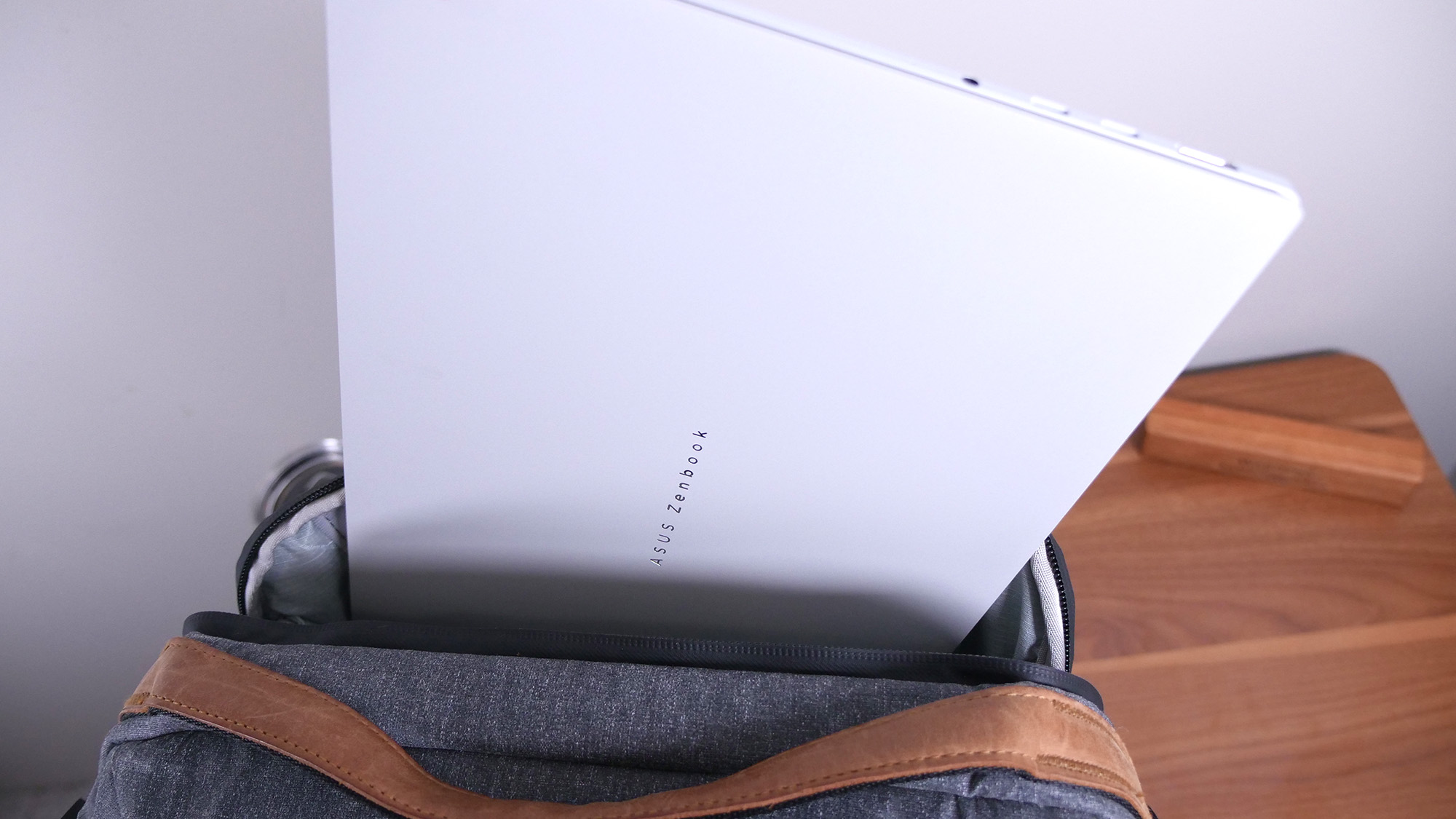 Asus Zenbook S14