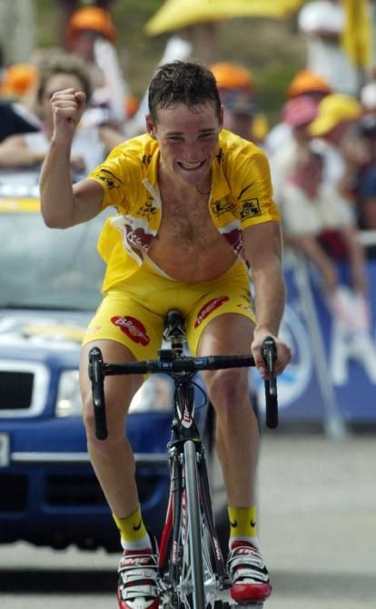 Frenchman Thomas Voeckler (La Boulangere) made a name for himself by wearing the yellow jersey for 10 stages in 2004.