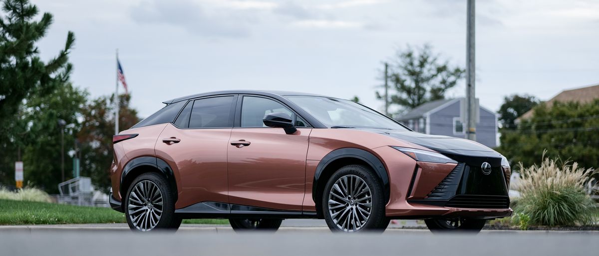 2024 Lexus RZ 450e Premium test drive.