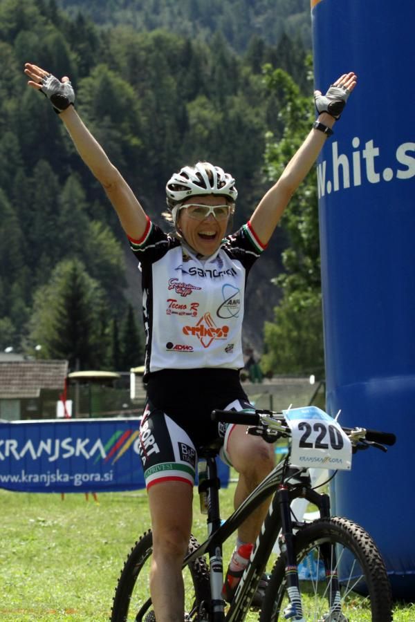 Samira Todone (Caprivesi) wins the women's race
