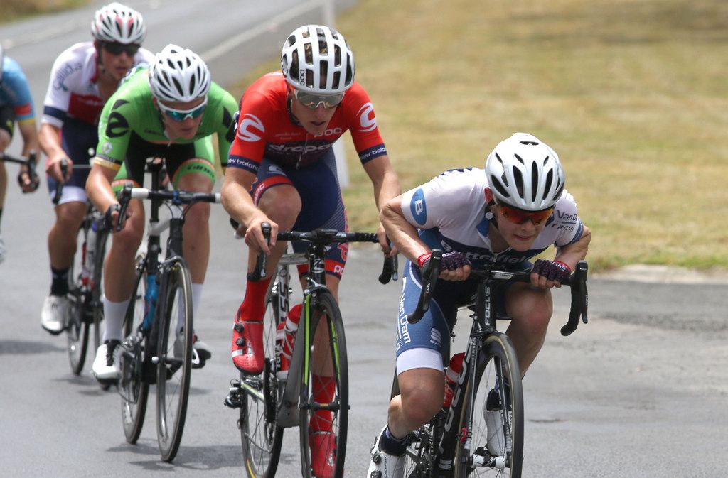 Cyrus Monk (Drapac-Pat's Veg) sitting second wheel