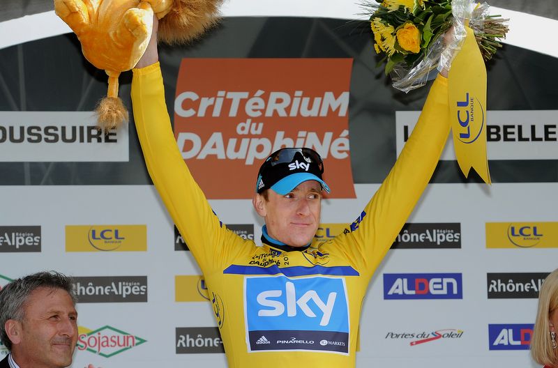Bradley Wiggins celebrates overall at the 2011 Crit&eacute;rium du Dauphin&eacute;