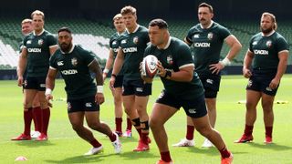 Ellis Genge and Bundee Aki in training for the Lions tour 2025.