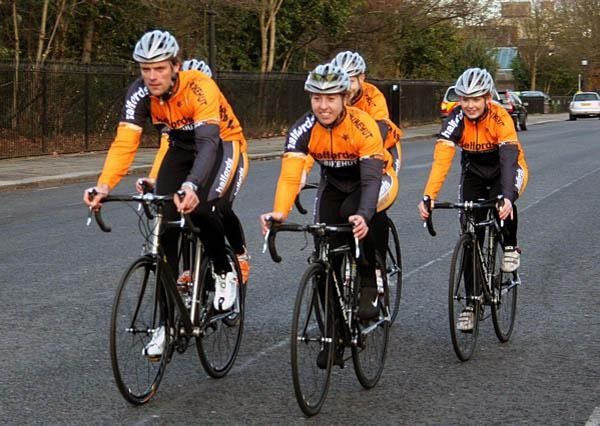 Halfords Bikehut takes to the road and braves London's traffic for the camera.