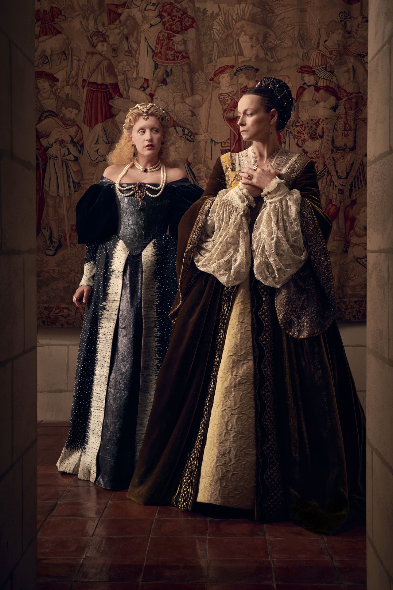 The Serpent Queen season 1