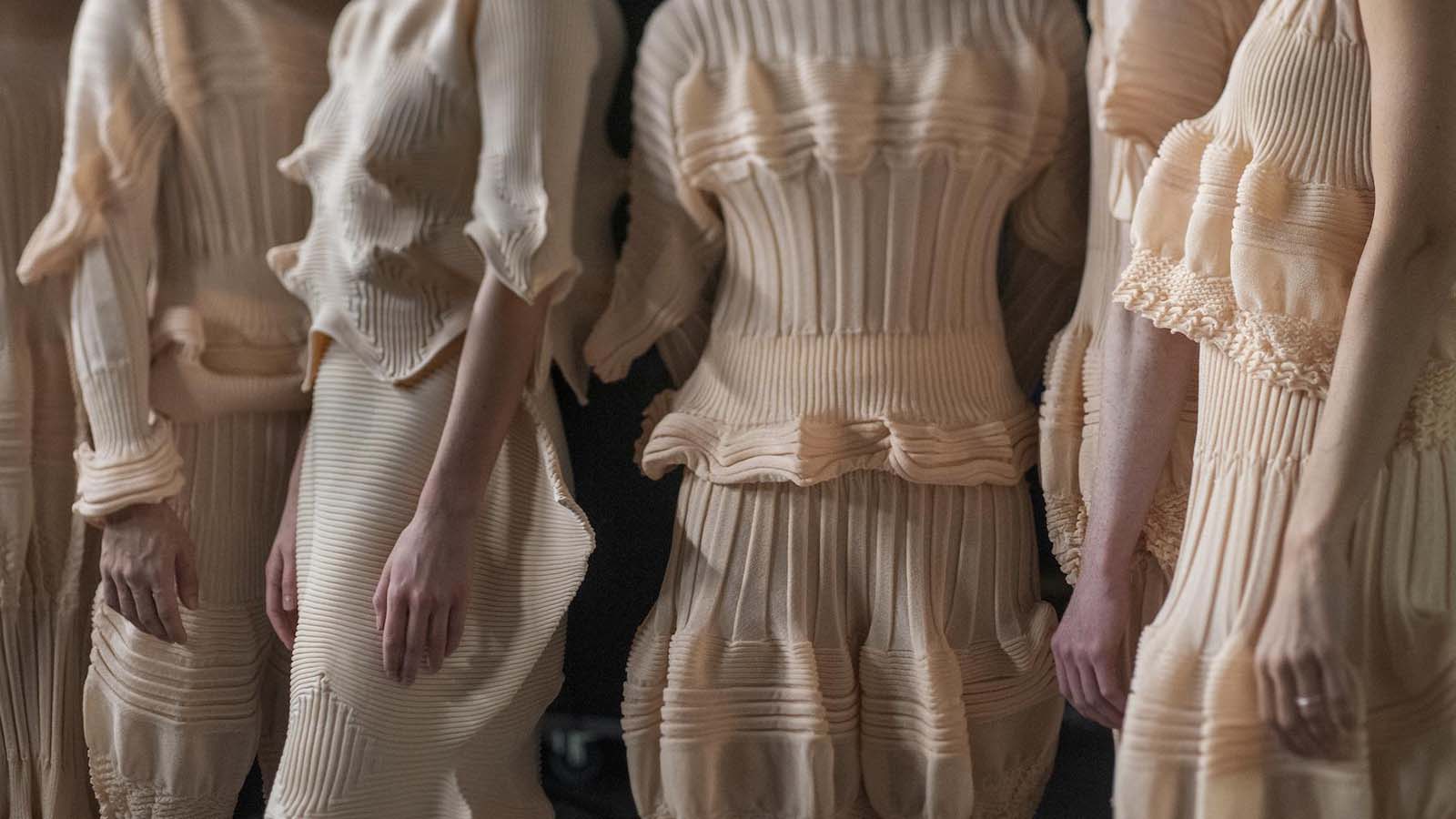 How Issey Miyake's innovative pleats continue to inspire generations of  designers
