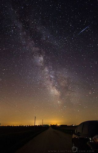 2013 Eta Aquarid Meteor Over Illinois